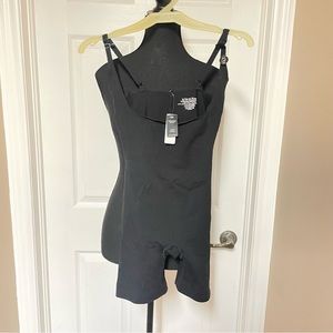 Womens shaping body suit La vie en rose